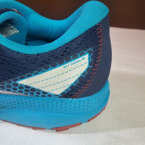 brooks divide size 14 mens shoes - Picture 7 of 14